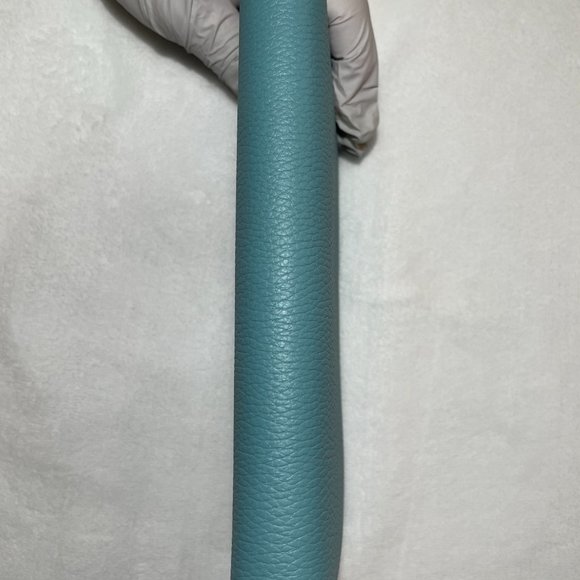 Celine Large Zipped Multifunction Wallet (105003AU8 / 06AO) - Picture 4 of 11